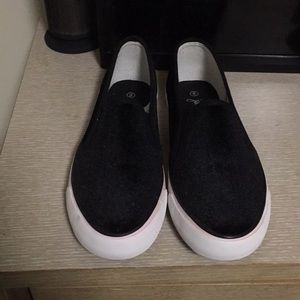 Low top Shoes
